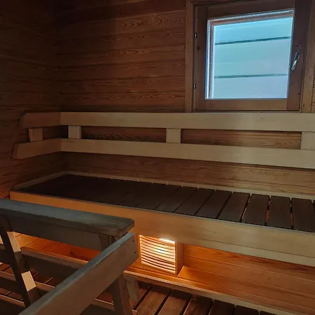 Tuomiholidayapartment * 로바니에미