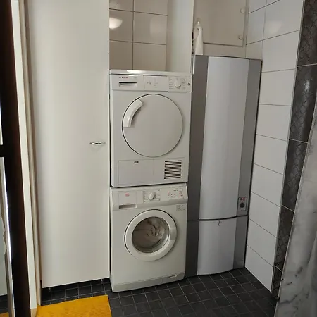 아파트 Tuomiholidayapartment 로바니에미